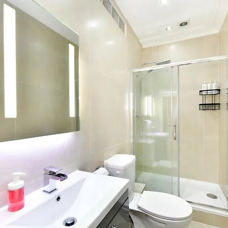 City Bliss Escape - Free Parking And Family-Sized Comfort Cardiff Exterior photo