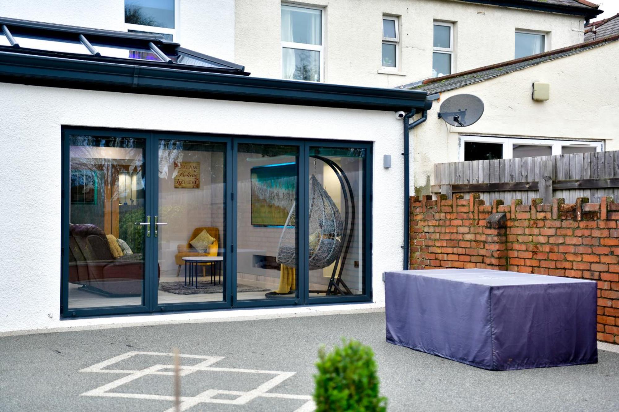 Hébergement de vacances Bliss Escape - Free Parking And Family-sized Comfort