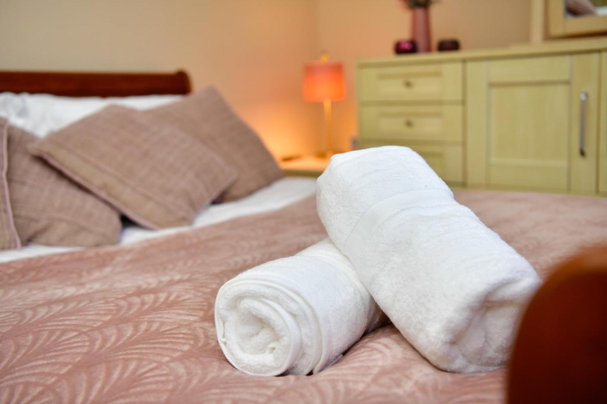 Bliss Escape - Free Parking And Family-sized Comfort Hébergement de vacances Cardiff